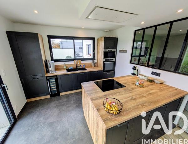 Maison à vendre 5 pièces 140 m² Beaufort-en-Anjou