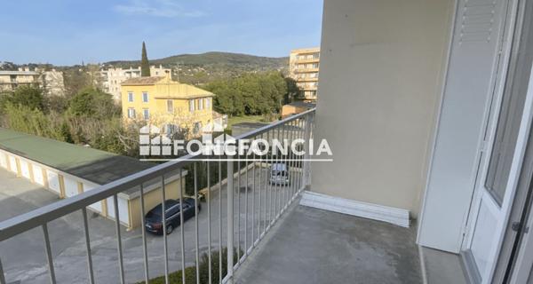 Location Appartement 3 pièces 57 m² - Draguignan 83300