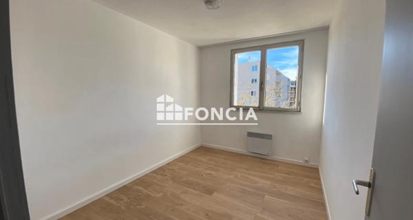 Location Appartement 3 pièces 57 m² - Draguignan 83300
