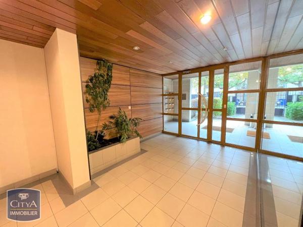 Appartement à louer 3 pièces 78m² Le Raincy (93340)