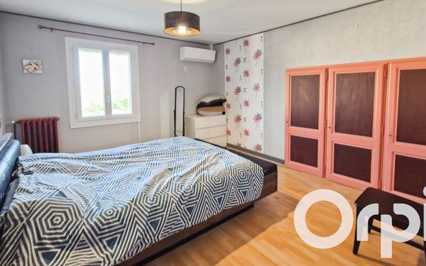 Maison à vendre    5 pièces •  Pont-Saint-Esprit