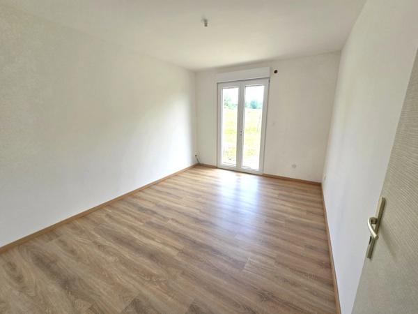 02 - Vente pavillon plain-pied HIRSON - 5 pièces 100 m² - Terrain 658 m²