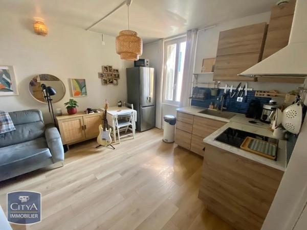 Appartement à louer 2 pièces 37.04m² Toulon (83000)