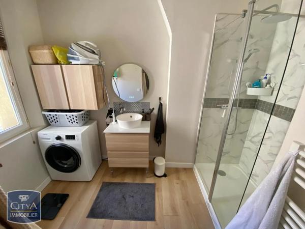 Appartement à louer 2 pièces 37.04m² Toulon (83000)