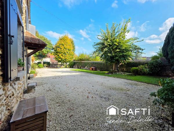 Propriété de charme 6 pièces- 195m²- 2160m²