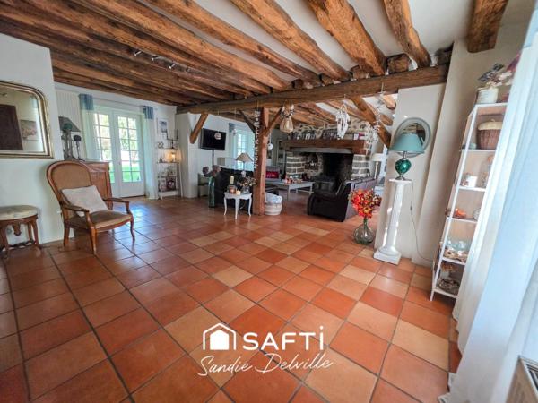 Propriété de charme 6 pièces- 195m²- 2160m²