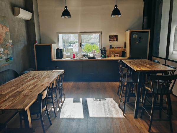 À LOUER – LOCAL D’ACTIVITÉ MIXTE BUREAUX / ATELIER – PÉROLS AÉROPORT