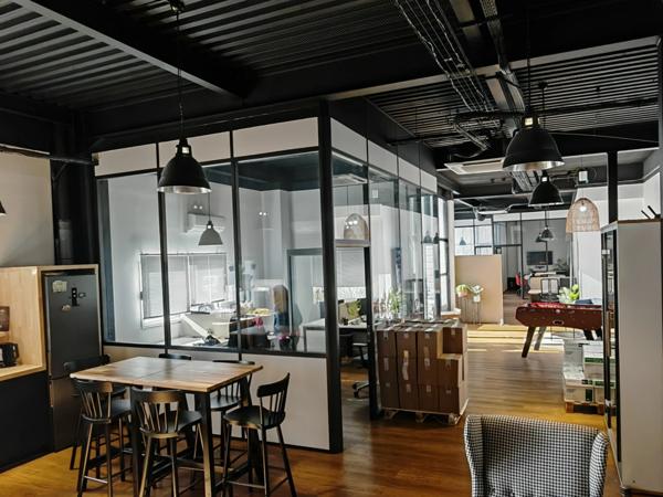 À LOUER – LOCAL D’ACTIVITÉ MIXTE BUREAUX / ATELIER – PÉROLS AÉROPORT