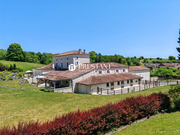 Un manoir entièrement restauré avec une qualité de rénovation remarquables, ANGOULEME