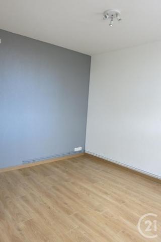 Appartement F2 à vendre  2 pièces - 55 m2 MONTLUCON - 03