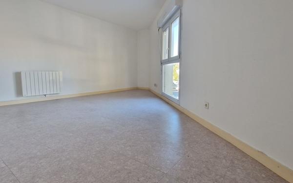 Appartement à vendre    1 pièce • 28,98 m2 La Rochelle