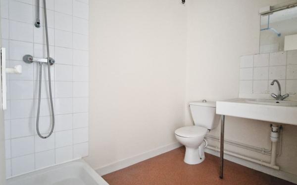 Appartement à vendre    1 pièce • 28,98 m2 La Rochelle