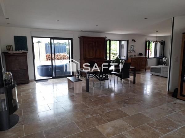 Maison de village 6 pièces 160m2 environ 37420 Huismes