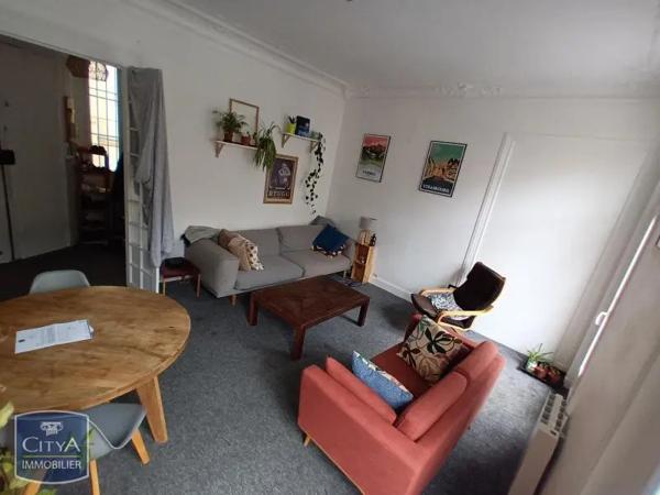 Appartement à louer 4 pièces 82.72m²