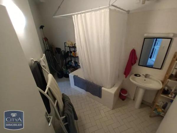 Appartement à louer 4 pièces 82.72m²