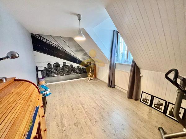 Vente                                                      Maison
                        
                     6 pièces                      100 m2                     à Tergnier