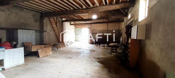 Grange à fort potentiel en plein cœur de Buzançais