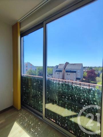 Appartement F3 à vendre  3 pièces - 62,81 m 2   ORLEANS  - 45