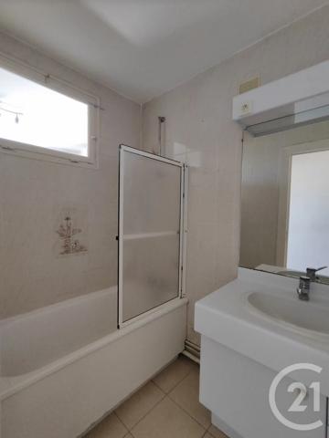 Appartement F3 à vendre  3 pièces - 62,81 m 2   ORLEANS  - 45