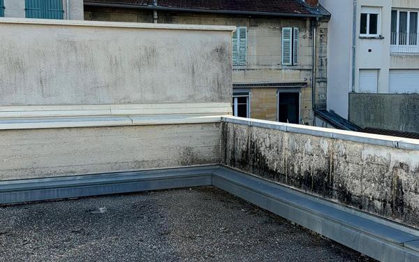 Stationnement à louer