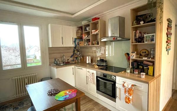 Appartement à vendre    3 pièces • 72 m2 Decize