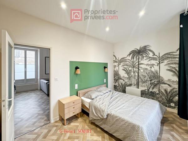 Immeuble Chateaubriant 11 pièce(s) 220 m2