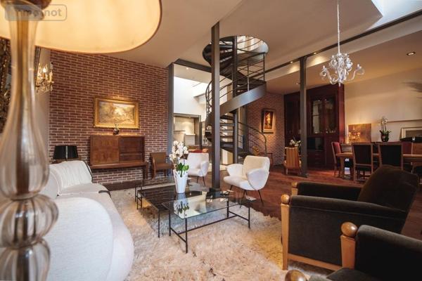 Maison à vendre à Rennes en Ille-et-Vilaine (35000), ref : 008/2781   
RENNES-CENTRE MAIRIE