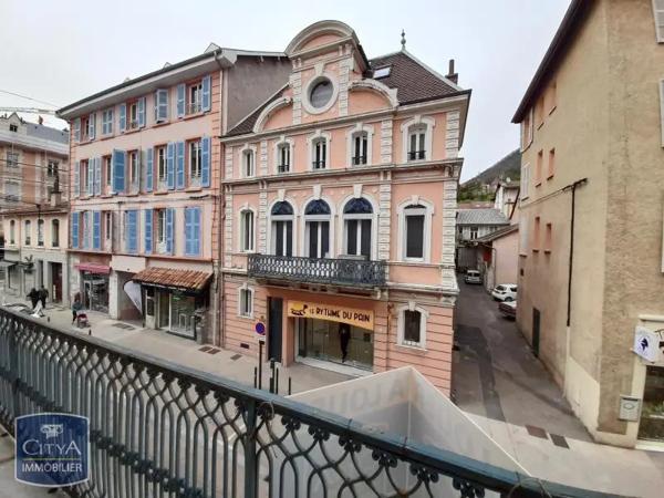 Appartement à louer 3 pièces 67.8m²