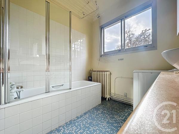 Appartement F5 à vendre  5 pièces - 93,06 m2 VILLE D AVRAY - 92