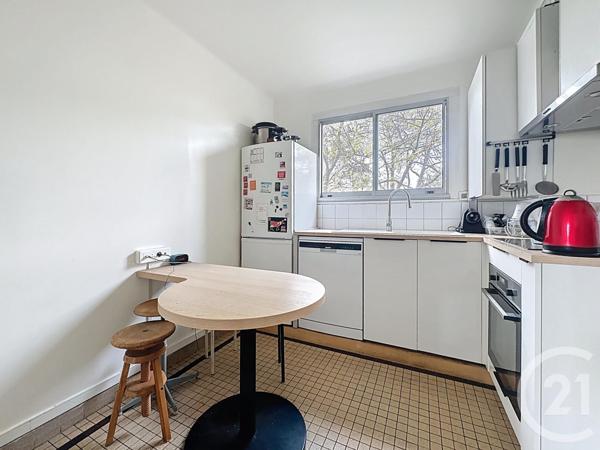 Appartement F5 à vendre  5 pièces - 93,06 m2 VILLE D AVRAY - 92