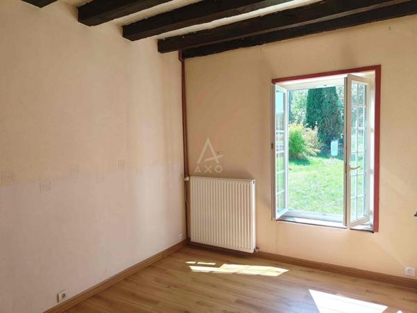 A VENDRE LONGERE - BAUGE EN ANJOU