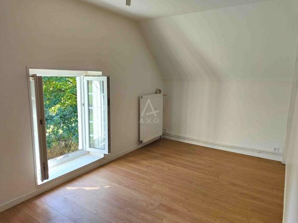 A VENDRE LONGERE - BAUGE EN ANJOU