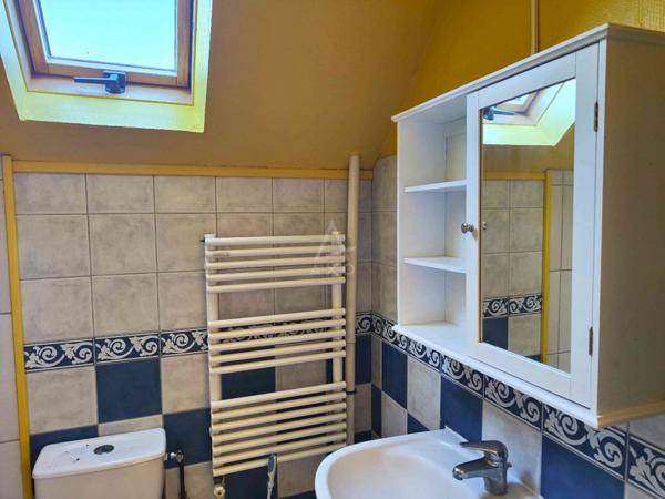 A VENDRE LONGERE - BAUGE EN ANJOU