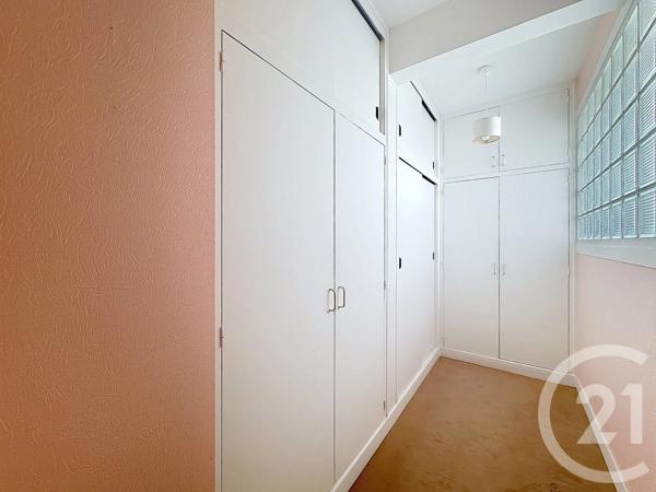 Maison à vendre  10 pièces - 326 m 2   CRETEIL  - 94