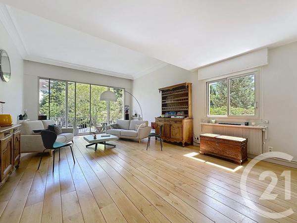 Maison à vendre  10 pièces - 326 m 2   CRETEIL  - 94
