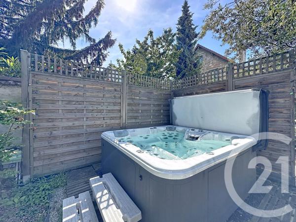 Maison à vendre  10 pièces - 326 m 2   CRETEIL  - 94