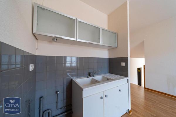 Location appartement Brioude (43100) 2 pièces 34.87m²