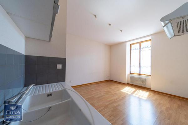 Location appartement Brioude (43100) 2 pièces 34.87m²