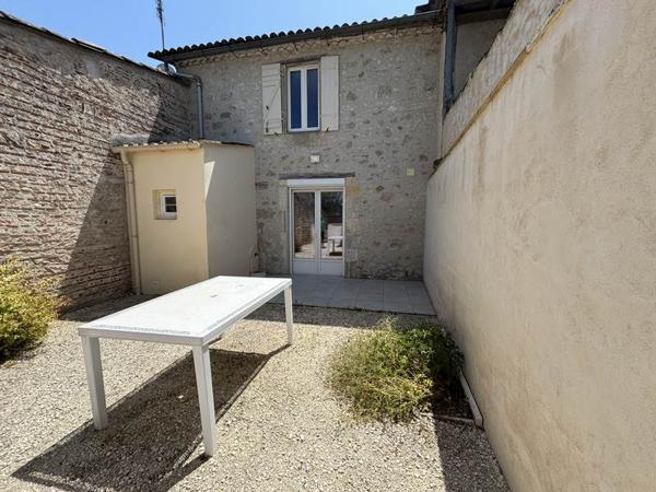 Maison à louer |  Le Fleix |  4 pièces | 139 m²