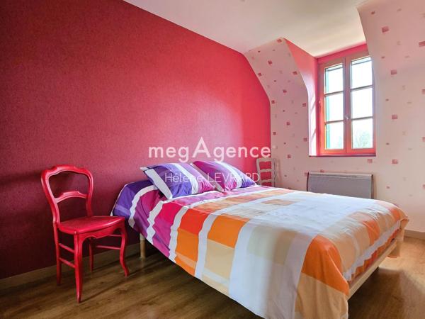 Maison à Neau, 53150 - 6 pièces 133m²