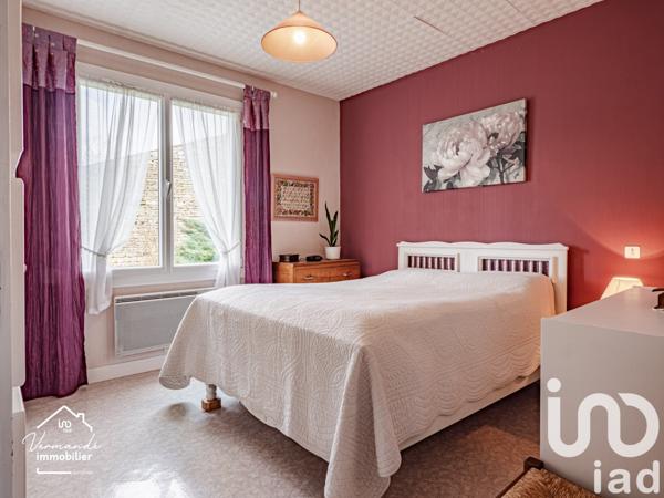 Maison traditionnelle 8 pièces de 170 m² à Surgères (17700)