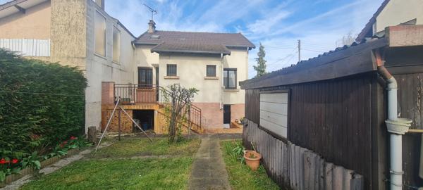 Secteur Quesnay Maison Livry Gargan 3 pièce(s) 80 m2 sur un terrain de 405m²