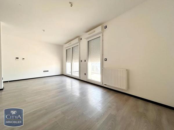 Appartement à louer 1 pièce 26.2m² Romainville (93230)