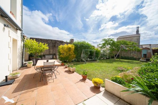 Maison à vendre 192 240 € Blaye 4 p 154 m² DPE C