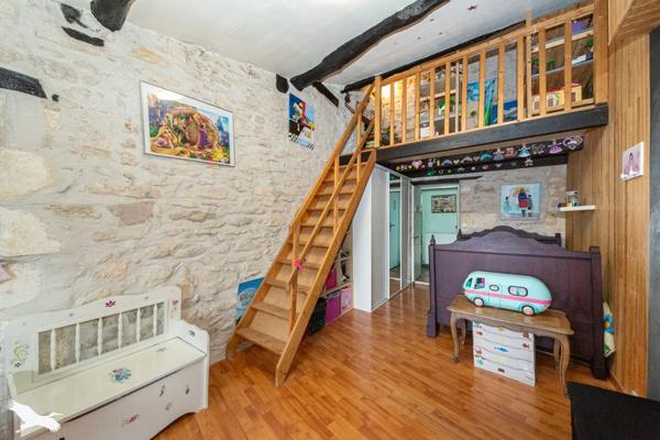 Maison à vendre 192 240 € Blaye 4 p 154 m² DPE C
