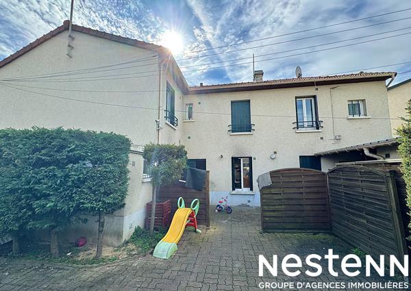 Un ensemble immobilier de 538 m² avec 11 appartements