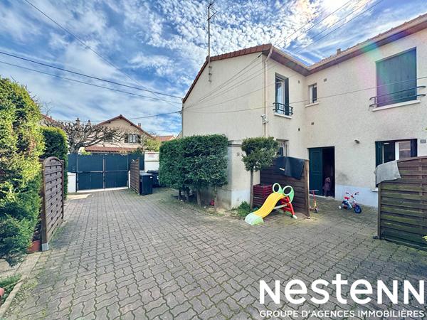 Un ensemble immobilier de 538 m² avec 11 appartements