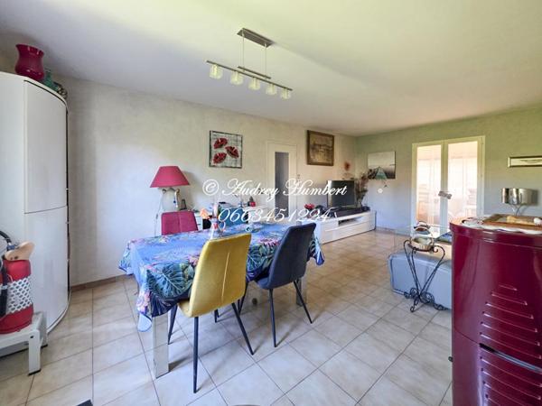 EXCLU, MANOSQUE, MAISON T4  DE PLAIN PIED dans petit lotissement calme sur 500 m² de jardin clos et arboré