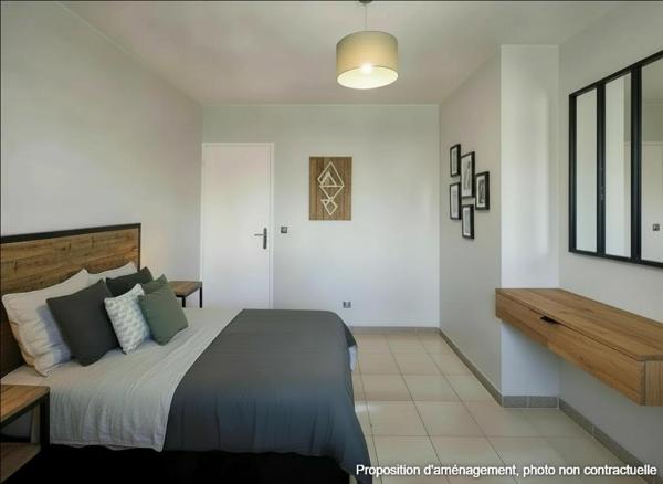 EXCLU, MANOSQUE, MAISON T4  DE PLAIN PIED dans petit lotissement calme sur 500 m² de jardin clos et arboré