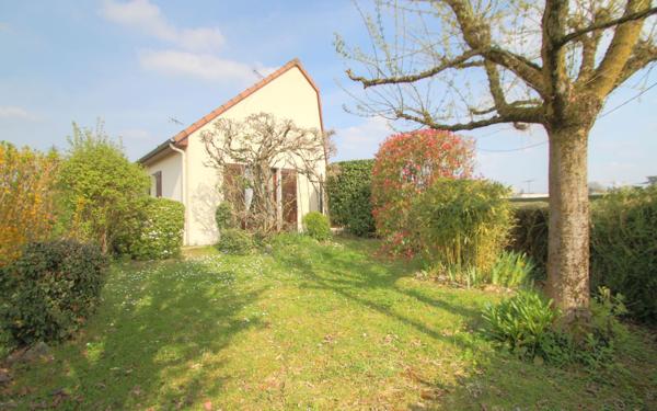 Maison à vendre    5 pièces •  La Chapelle-Saint-Mesmin